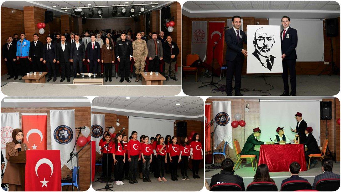 12 Mart İstiklal Marşı'nın Kabulü Ve Mehmet Akif Ersoy'u Anma Günü Programı Düzenlendi